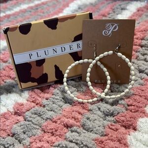 Plunder Off White Hoop Earrings